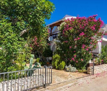 Apartment "Marija" - Otok Вир Экстерьер фото
